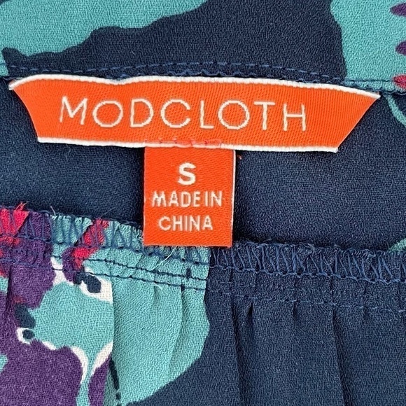 ModCloth Floral Tank Sleeveless Top V Neck Small - Picture 6 of 6